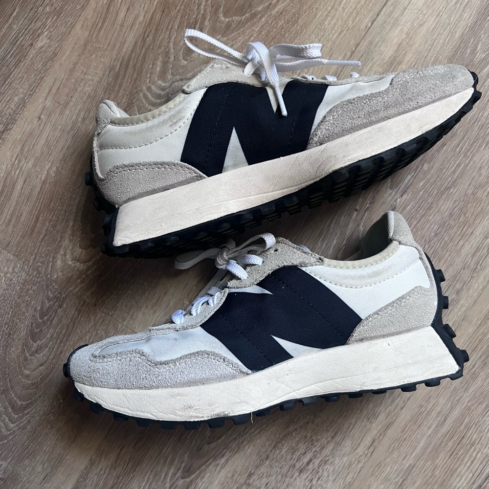 New Balance Women’s Cream and Gray Sneakers